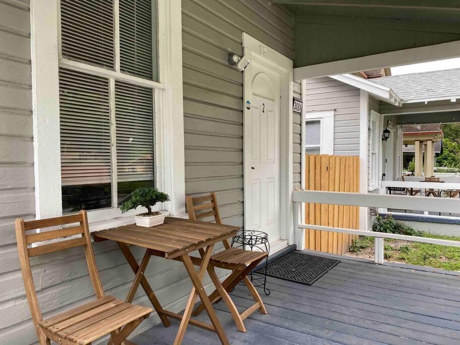 Cozy Studio Bungalow Steps To Armature Works タンパ エクステリア 写真